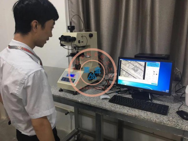 萊金品牌顯微硬度計，性能優(yōu)異再次被現場考察的客戶指定為必選儀器